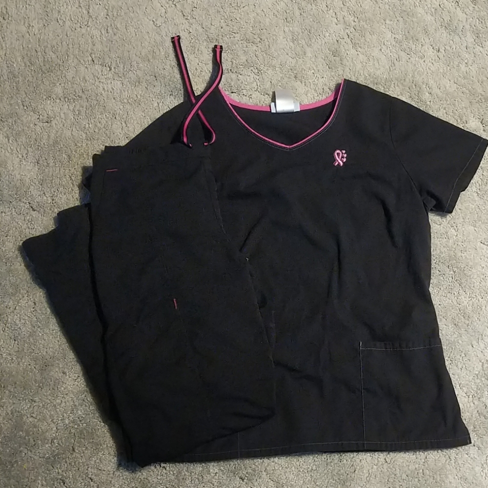 Scrub set.